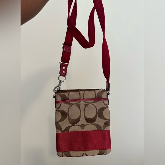Coach Crossbody Bag - Picture 5 of 7